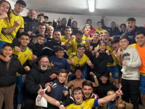 El Atlético Zabal remonta ante el Betis B (2-1) para conservar su plaza de ascenso antes de la ‘gran final’ en Huelva