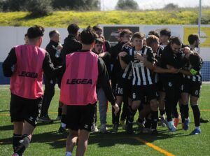 Jairo, en el 93′, da el triunfo al filial de la RB Linense en el ‘miniclásico’ frente al Algeciras CF B (0-1)