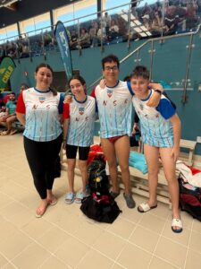 Cuatro mejoras de marcas para los jóvenes nadadores del Club Natación San Roque en la cita de Los Barrios