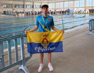 Javier Ruiz, del CD Natación Ciudad de Algeciras, alcanza la medalla de bronce en el Campeonato de España