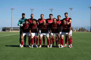 El Lincoln Red Imps puede haber ganado media liga: vence al Mons Calpe SC (2-1) con goles en el 92′ y 94′