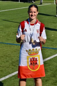 La algecireña Triana Pérez y la guadiareña Nadia Sánchez, en la Ibercup con el Sevilla FC… en diferentes categorías