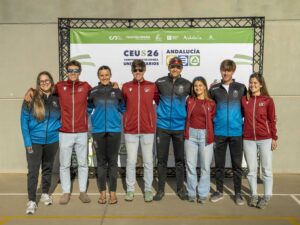 La regatista linense Raquel Retamero se queda a las puertas del podio en el Nacional con la Universidad de Cádiz