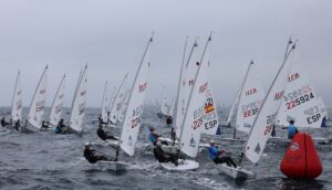 La regatista linense Raquel Retamero baja a la sexta plaza entre las féminas sub-21 en el Nacional de ILCA 6