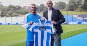 El Dépor busca la manera de hacerse con el sanroqueño Stoichkov en propiedad para su vuelta a Primera
