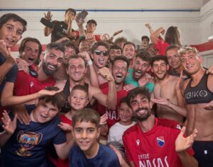 El Dos Hermanas de Fajardo apea a la AD Ceuta B de Polaco, Armenteros y Curro (4-2); y el Central, al Bollullos de Greciano
