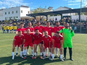 Un gol de cabeza de Ángel Corona mete al Atlético Pastores (0-1) en la final por el ascenso a Segunda Andaluza