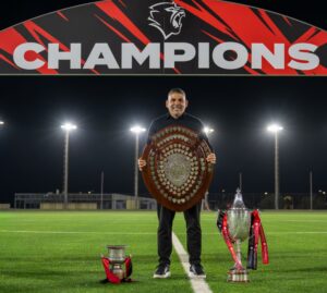 Juanjo Bezares deja de ser entrenador del Lincoln Red Imps…, pero pasa a ser Secretario Técnico del campeón gibraltareño