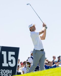 Hatton y Vincent, con -4, lideran la primera jornada del LIV Golf de Valderrama en una jornada marcada por el viento