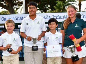 Sofía Gamilla y Martín Quirós, campeones de España; Pedro Tineo, subcampeón; y Dmitrii Elchaninov, vencedor ‘sin’ título