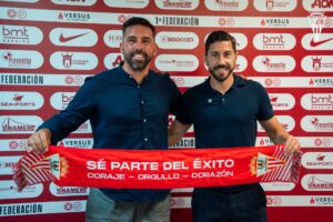 Javi Vázquez comunica al Algeciras CF que se marcha al Racing de Ferrol y Fran Justo llega a la AD Alcorcón