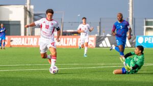 Gibraltar remonta un tanto en el 1′ y enlaza dos victorias seguidas con Scott Wiseman tras golear a Islas Caimán (4-1)