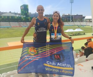 Sergio Morales y Estefanía Solís, del Veteranos, se quedan con la ‘medalla de chocolate’ en los 800 meros del Nacional