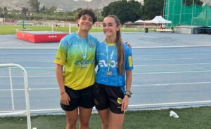 Elena Ruiz Porras y Martina Varela García, del CA Bahía de Algeciras, medallas de plata en el Andaluz Sub-23 de Motril