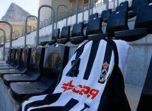 La Real Balompédica Linense supera el medio millar de abonados para la 26/27 en dos semanas de campaña