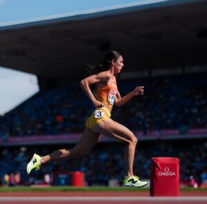 La barreña Ana Prieto, tercera en su semifinal de los 400 metros, luchará por medallas en los Juegos del Mediterráneo