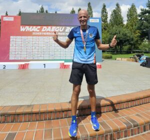 El atleta algecireño Fernando Colado Pertejo, del Veteranos, campeón del Mundo de Cross por Equipos en Daegu