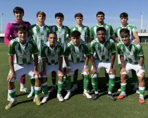 El juvenil del Algeciras CF da la cara ante el Betis B, pero vuelve con una derrota y sin saber aún lo que es puntuar (2-1)