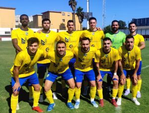 El algecireño Juanca Olmedo deja sin victoria a sus ex de la UD Tesorillo y da un punto a un Vejer con 10 desde el 81′ (2-2)