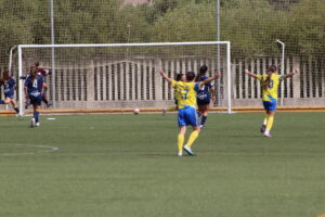 Las féminas del Algeciras FS remontan y logran su primer e histórico triunfo en Tercera RFEF: ganan a la UD Loreto (4-2)