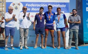 Nicolás Díaz, con una medalla de bronce en el Nacional, cierra una magnífica semana para el Club Remo de Mar La Línea