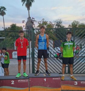 Gonzalo Mora Real, del Club Atletismo Linense, campeón de Andalucía Sub-18 de Milla en Ruta en Córdoba