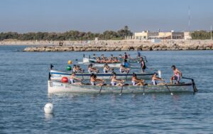 El Club de Remo Algeciras participa este sábado en El Palo en la primera cita de la Liga Andaluza de banco fijo llaut