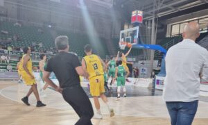 El CB Algeciras sufre en Cáceres su primera derrota de la temporada en Segunda FEB (86-71) tras un mal segundo cuarto